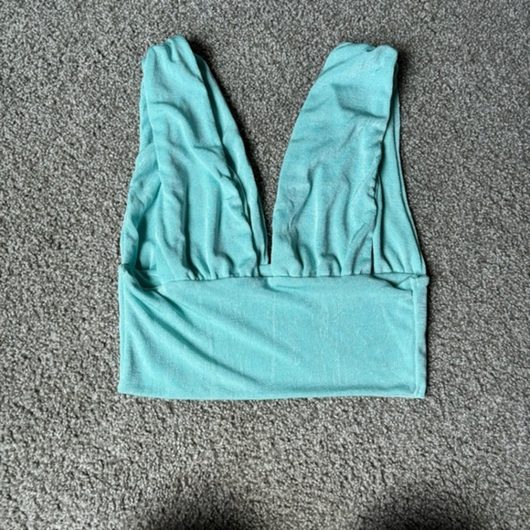 Blue Shiny Cropped Tank Top Sz L - Picture 1 of 3